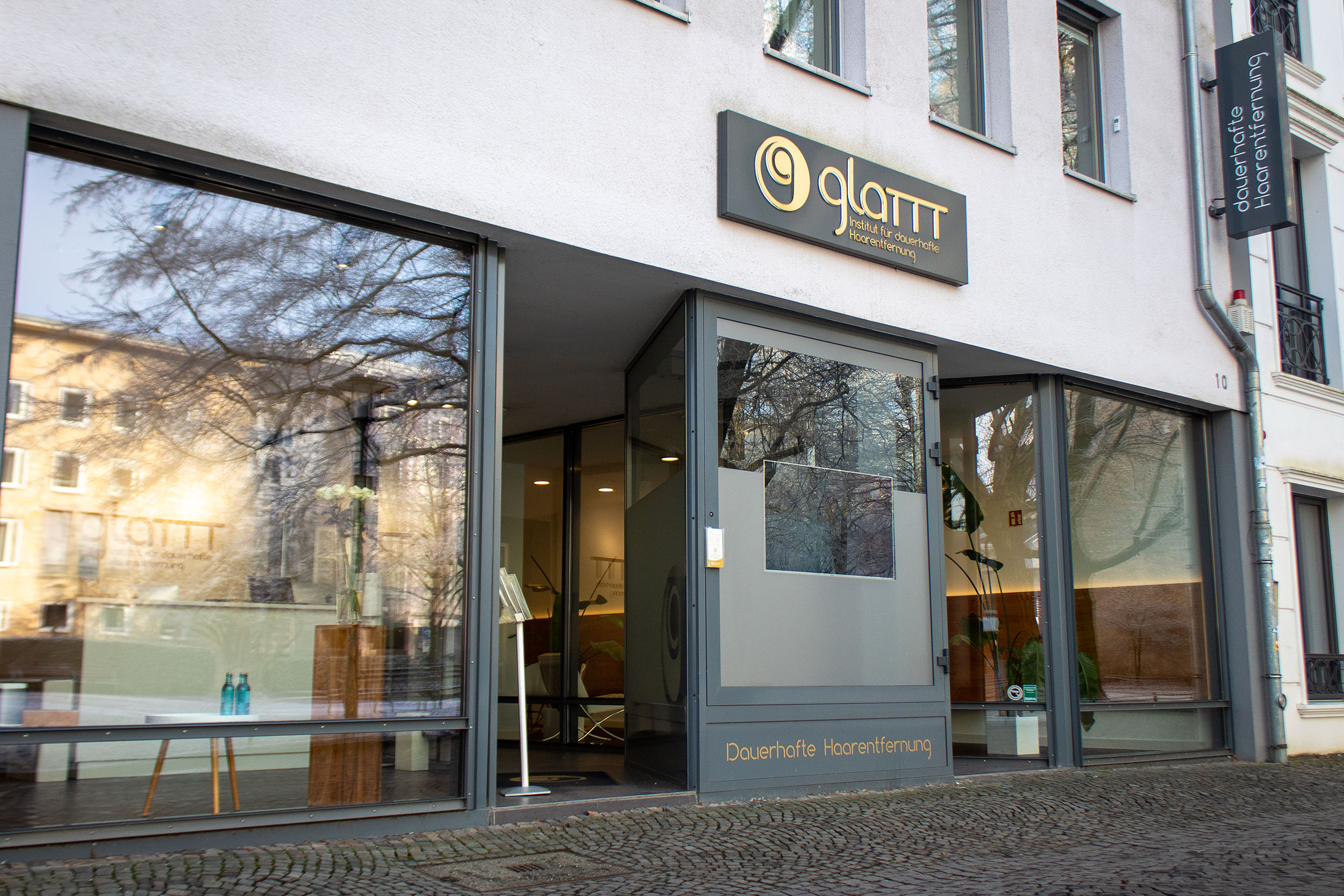Institut glattt Bielefeld in der Altstädter Kirchstraße 10 von außen